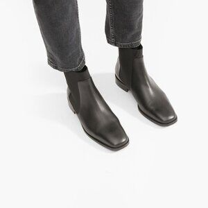Everlane Women’s “The Italian” Chelsea Square Toe Boots Black Leather